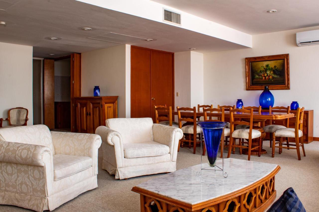 Master Suite,1208289448:JPEG