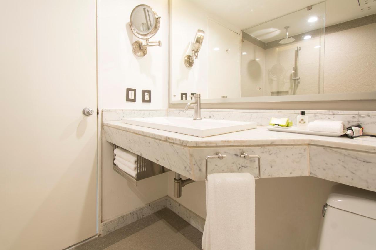 Classic Room,1112943858:JPEG