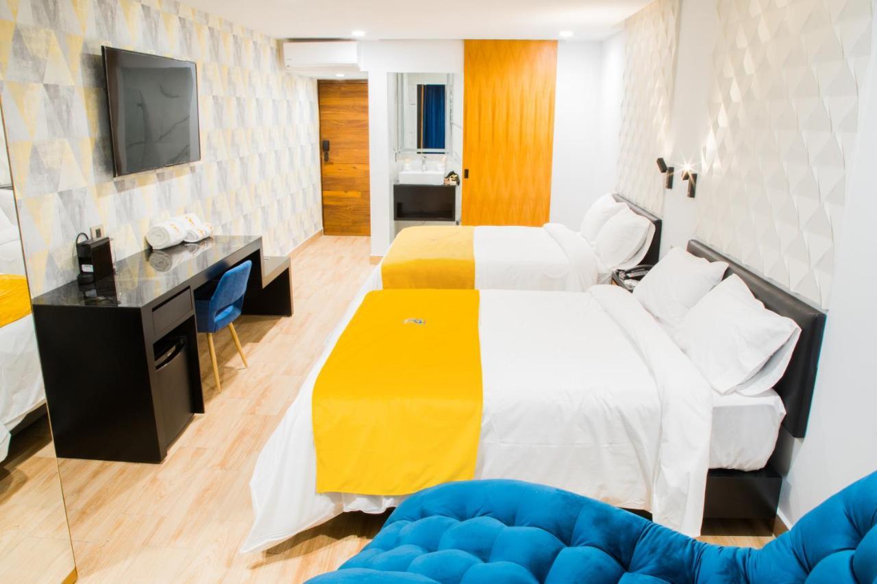 Deluxe Queen Suite