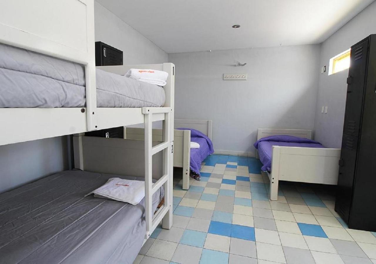 Litera en habitación compartida mixta de 10 camas con baño compartido