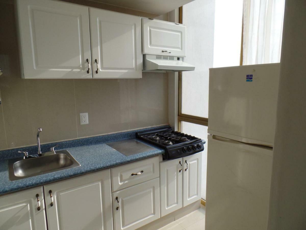 Standard Suite,785248614:JPEG