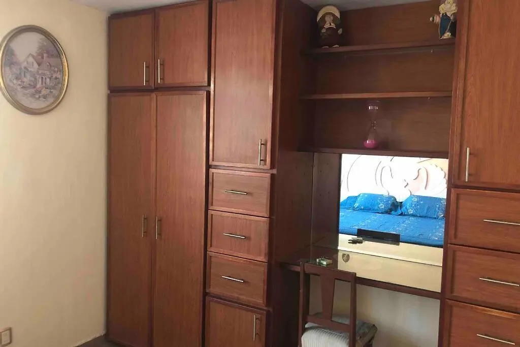 Espaciosa Casa Super Bien Ubicada En Guadalajara-1