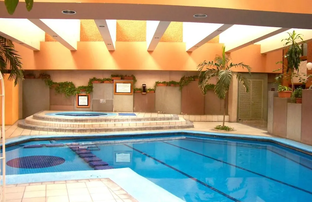 Country Plaza-1