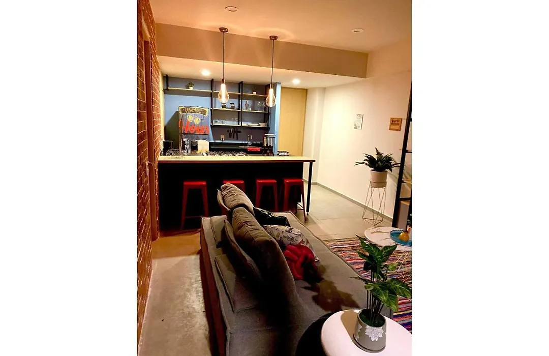 Ph En Piso 14, Mucha Seguridad Con Jacuzzi Y Gym-1
