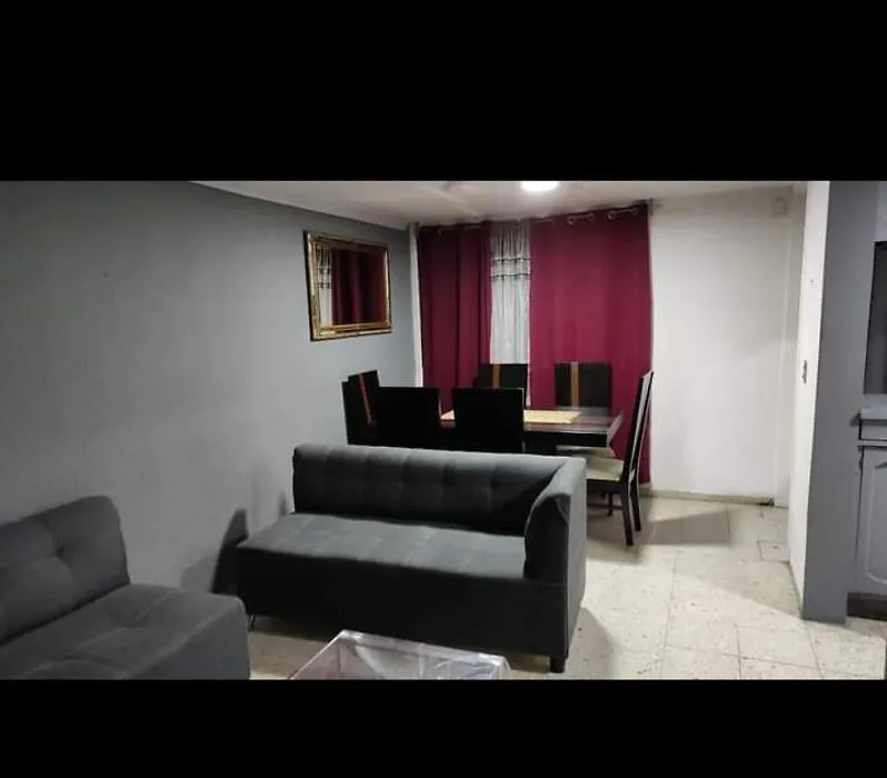 Groovy Apartament Un Da Hud-1