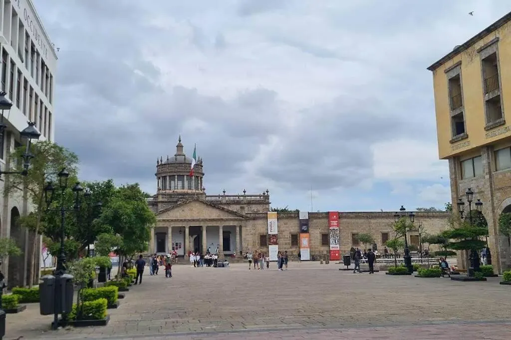 Depa con AC en el centro de Guadalajara-1