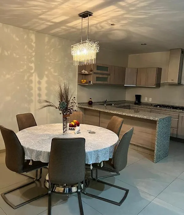 Residencia En Guadalajara-1