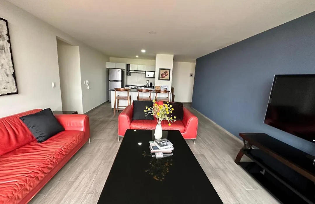 Beautiful King Size Bed Apartment-1