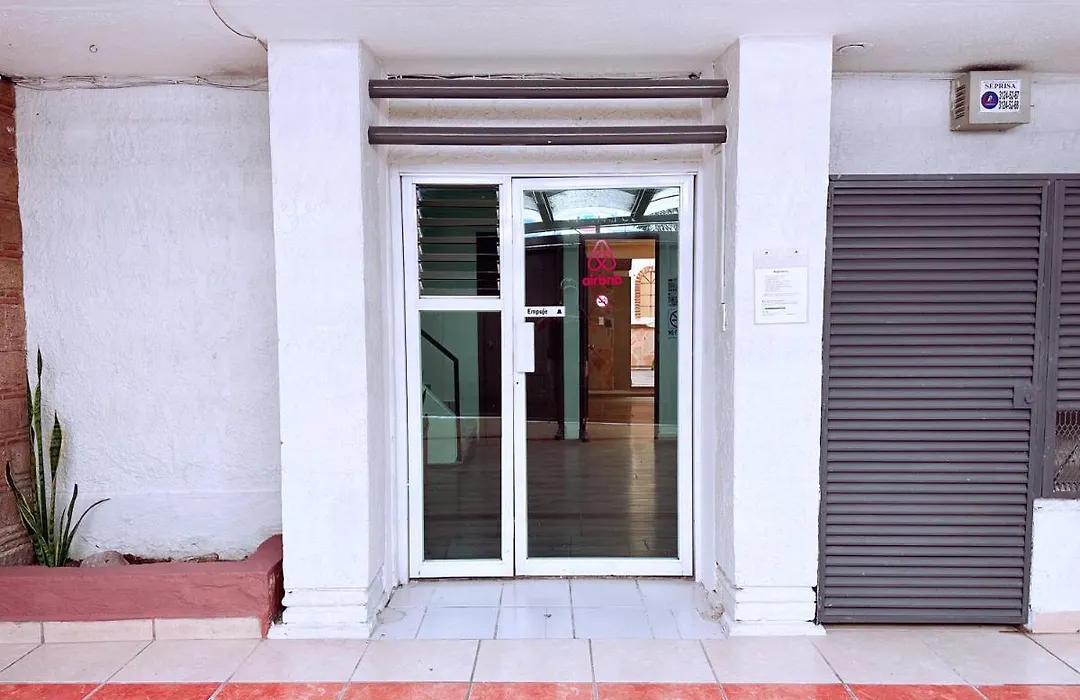 Casa Hotel Estadio Planta Baja-1