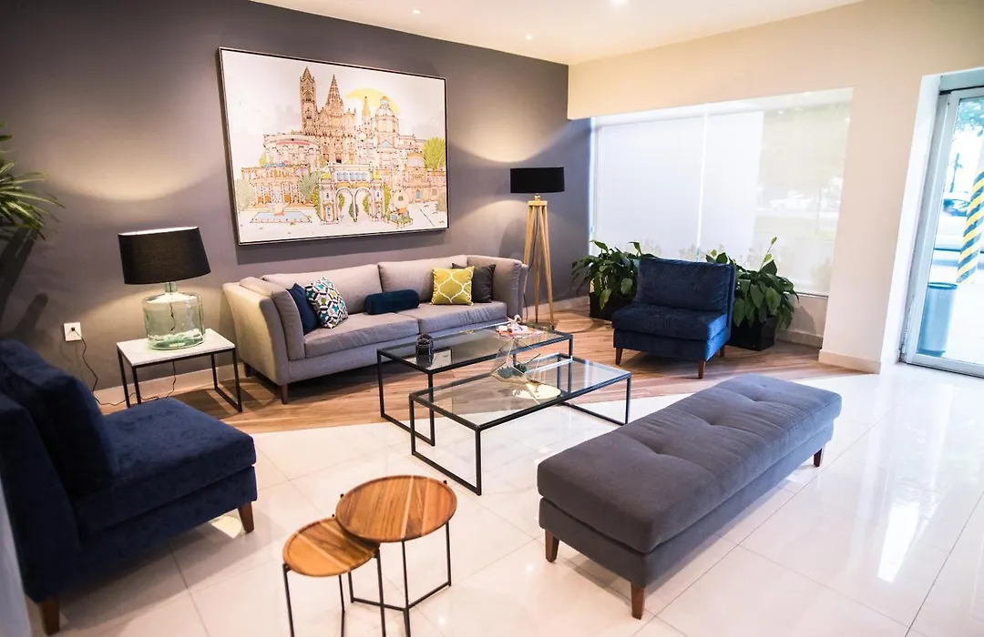 Hotel Arboledas Expo-1