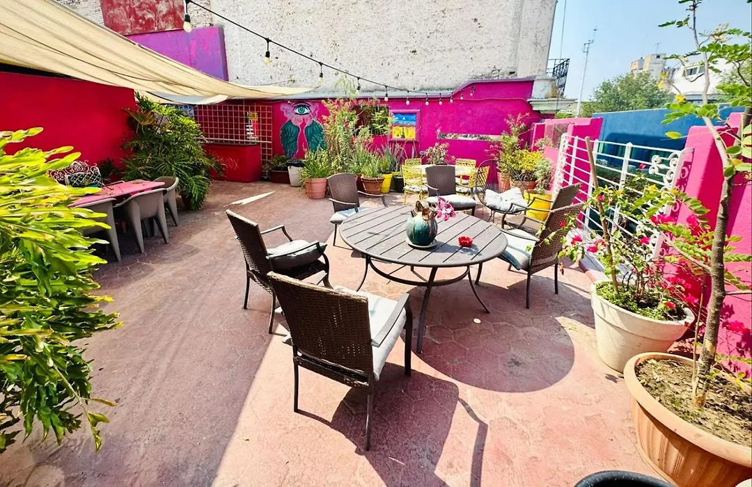 Free Spirit Hostel Guadalajara-1