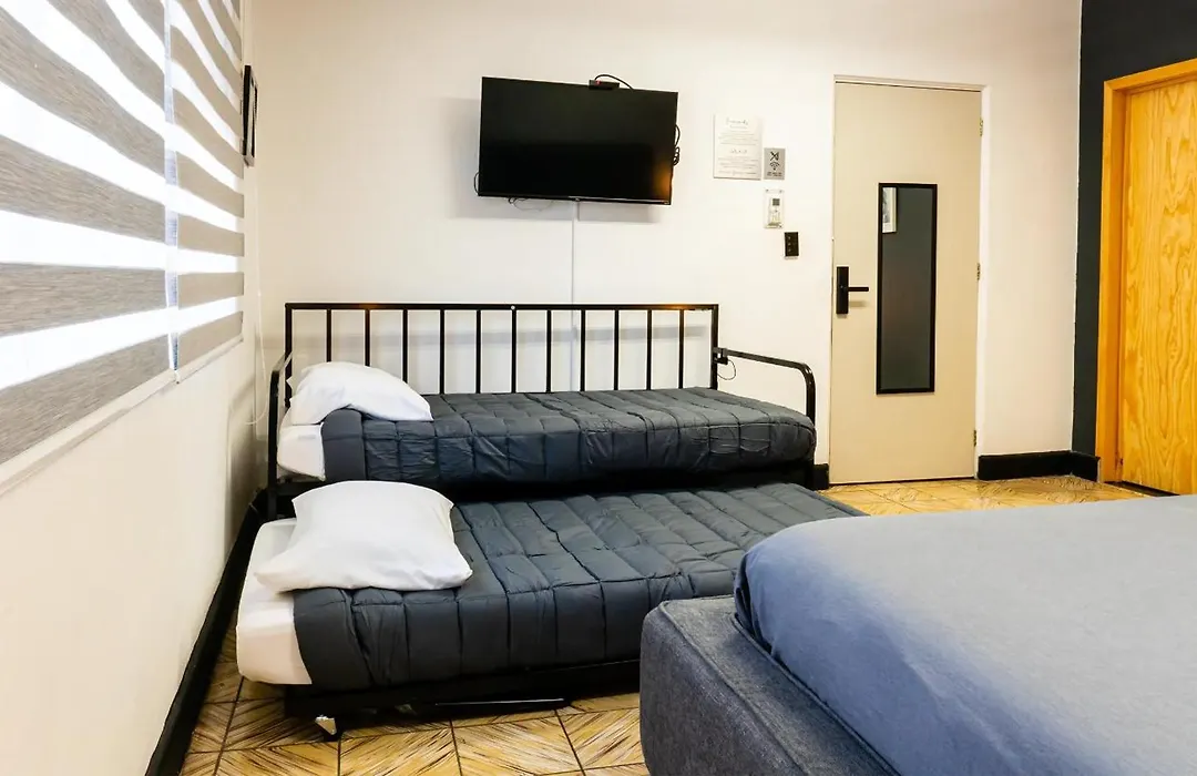 Habitaciones Privadas Con Bano Propio En Una Zona Segura Y Centrica De Guadalajara.-1