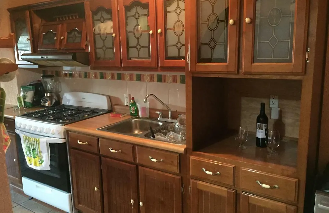 4 Recamaras, Zona Sur, Wifi, Jardin, Cochera-1