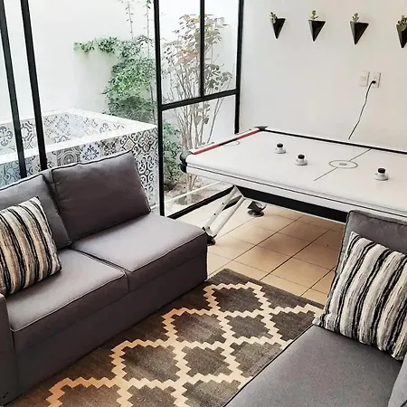 Exclusive Bugambilias Lukasa Home, Alberca & Airhockey-2