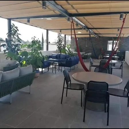 Hermoso Condominio Con Alberca-2