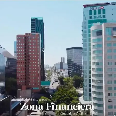 Elegante en zona financiera / Limpieza diaria-2