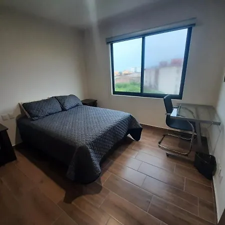 Lujoso Departamento Centrico Y Con Terraza Privada-2