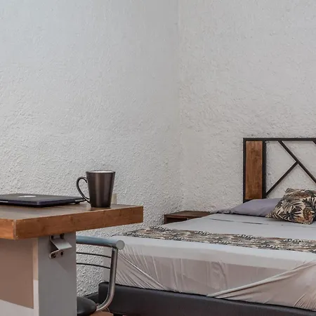 Estudio Vintage Con Cocina, En Chapalita 2-3
