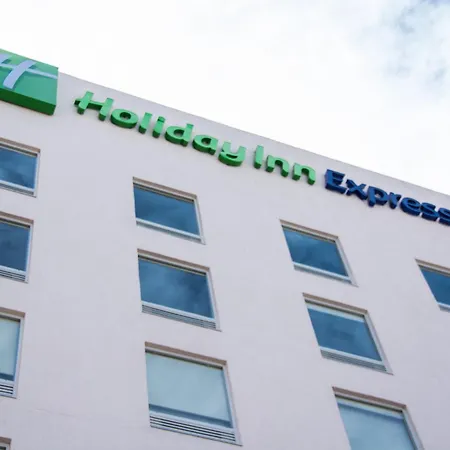 Holiday Inn Express Guadalajara Aeropuerto, an IHG Hotel-3