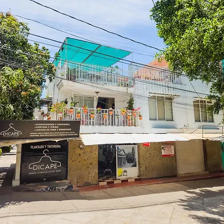 Esquina Del Pintor-2