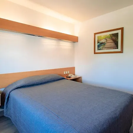 Hotel Intercity Zapopan-3