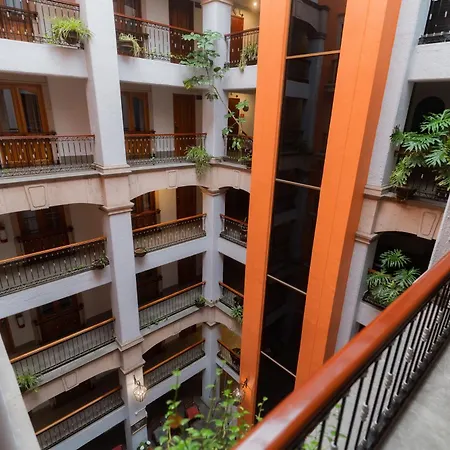 Hotel Santiago De Compostela - Guadalajara Centro Historico-3