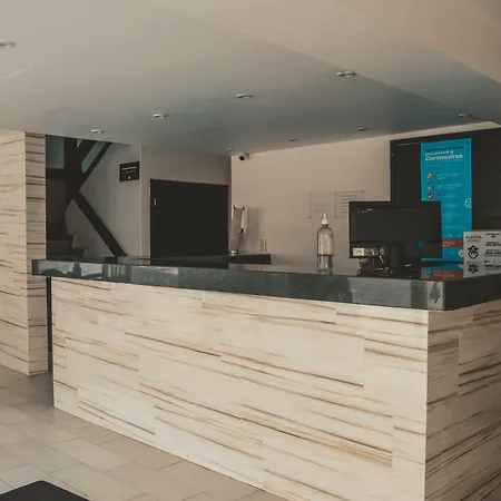 Hotel Latino-2