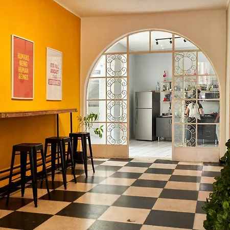 Hostal Americana-3