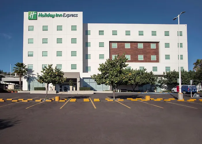 Boutique Holiday Inn Express Guadalajara Iteso By Ihg Zapopan